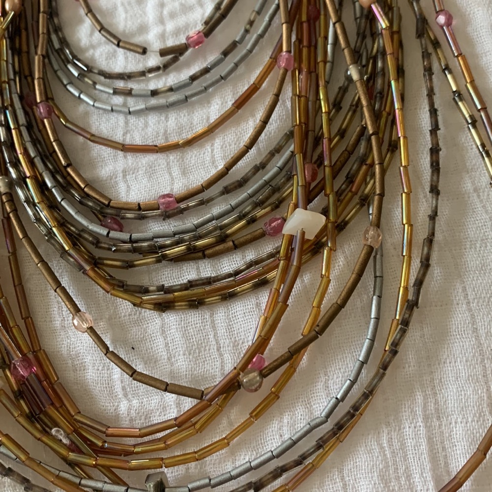 NWOT Chico’s layered beaded statement necklace